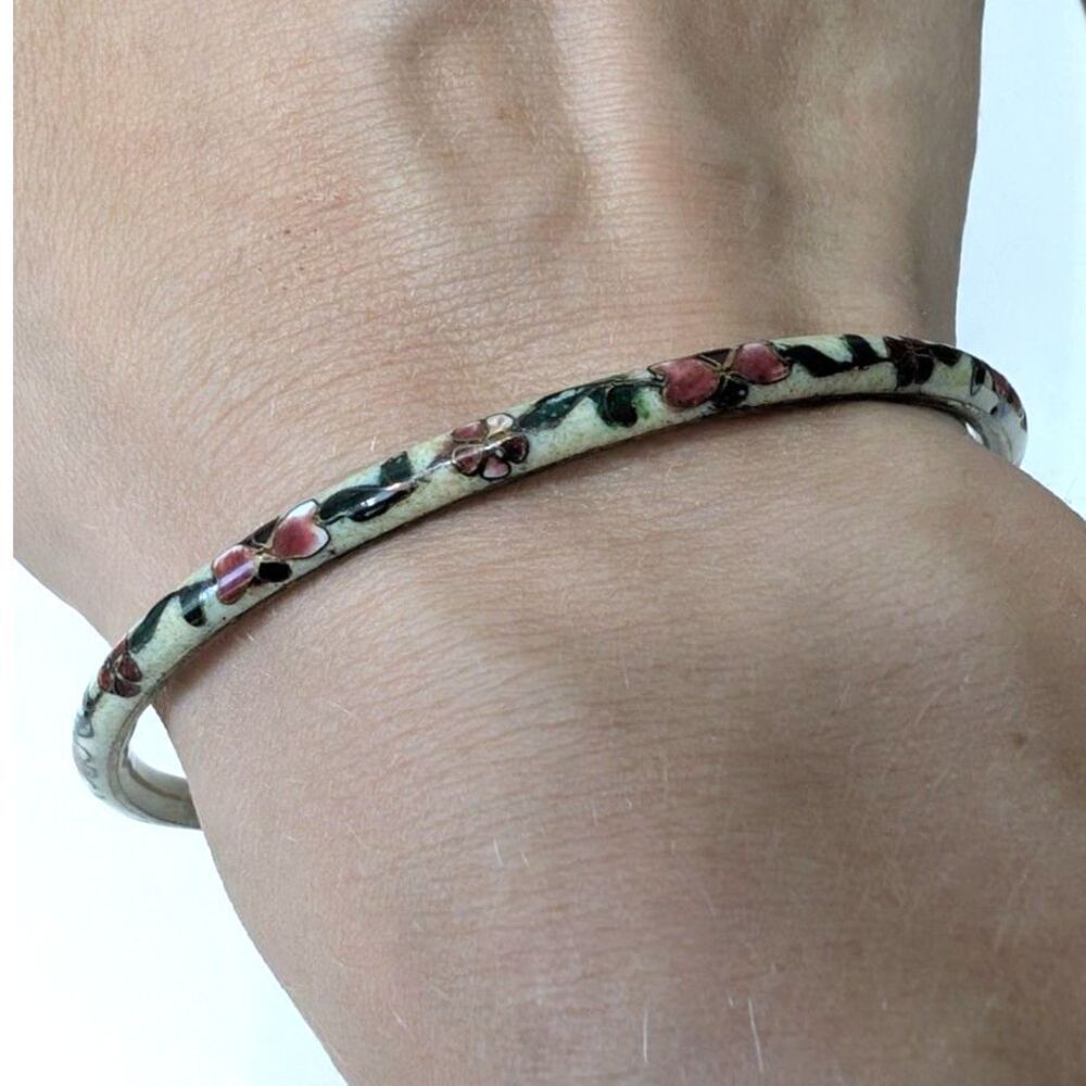 Vintage Cream Enameled Cloisonne Floral Multicolor Ladies Bangle Bracelet